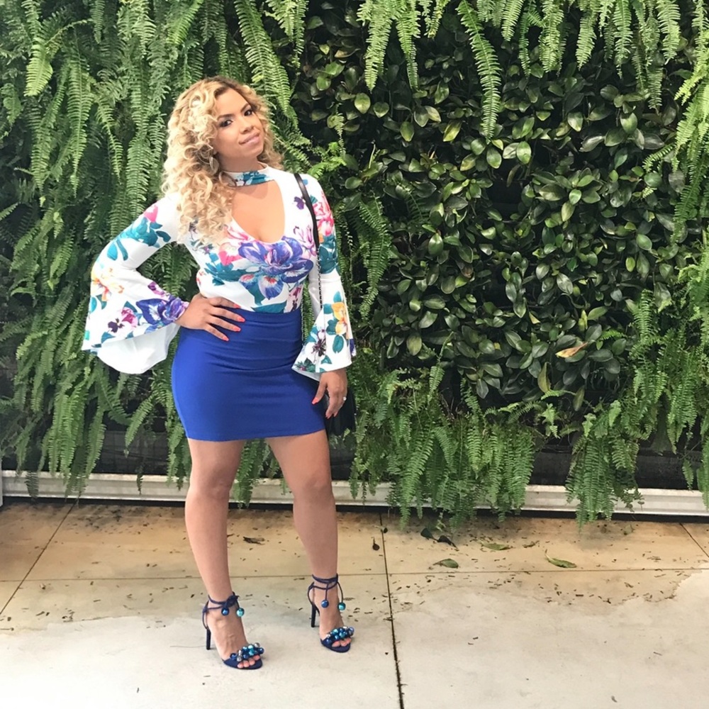 Floral Bodysuit - Picture 2 of 4